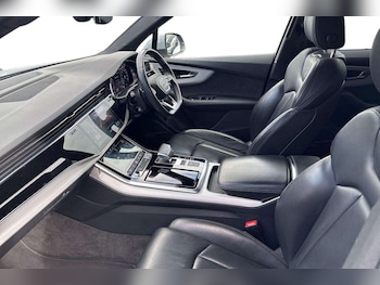 Used Audi Q7 2020 for sale - 77706738: Photo