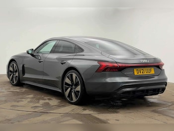 Used Audi e-tron GT 2021 for sale - 76411397: Photo