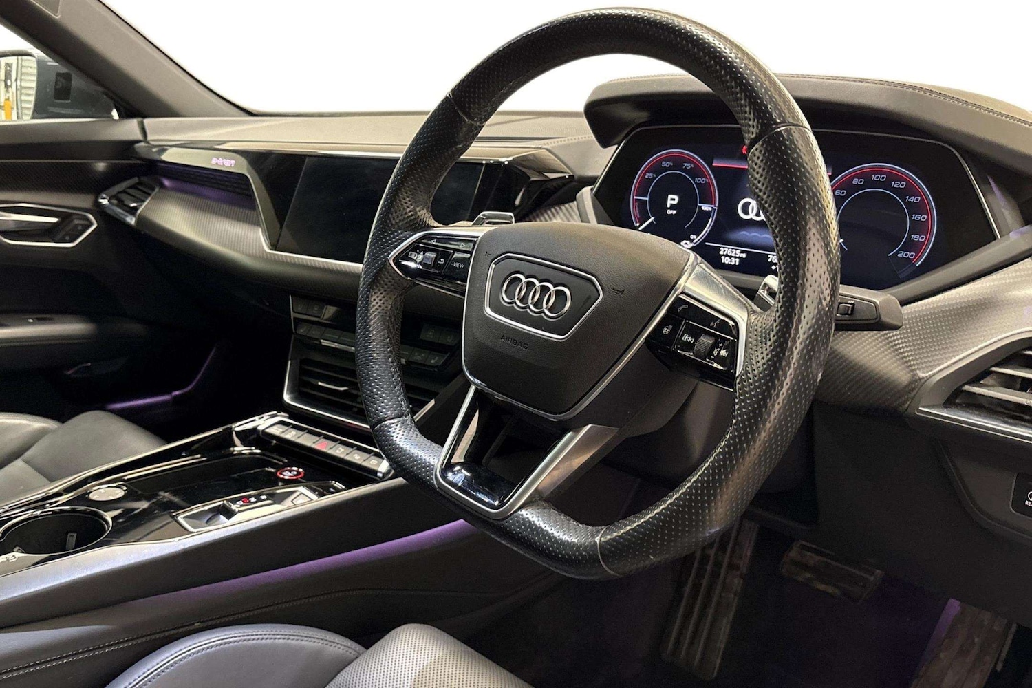 Used Audi e-tron GT 2021 for sale - 76411397: Photo 6