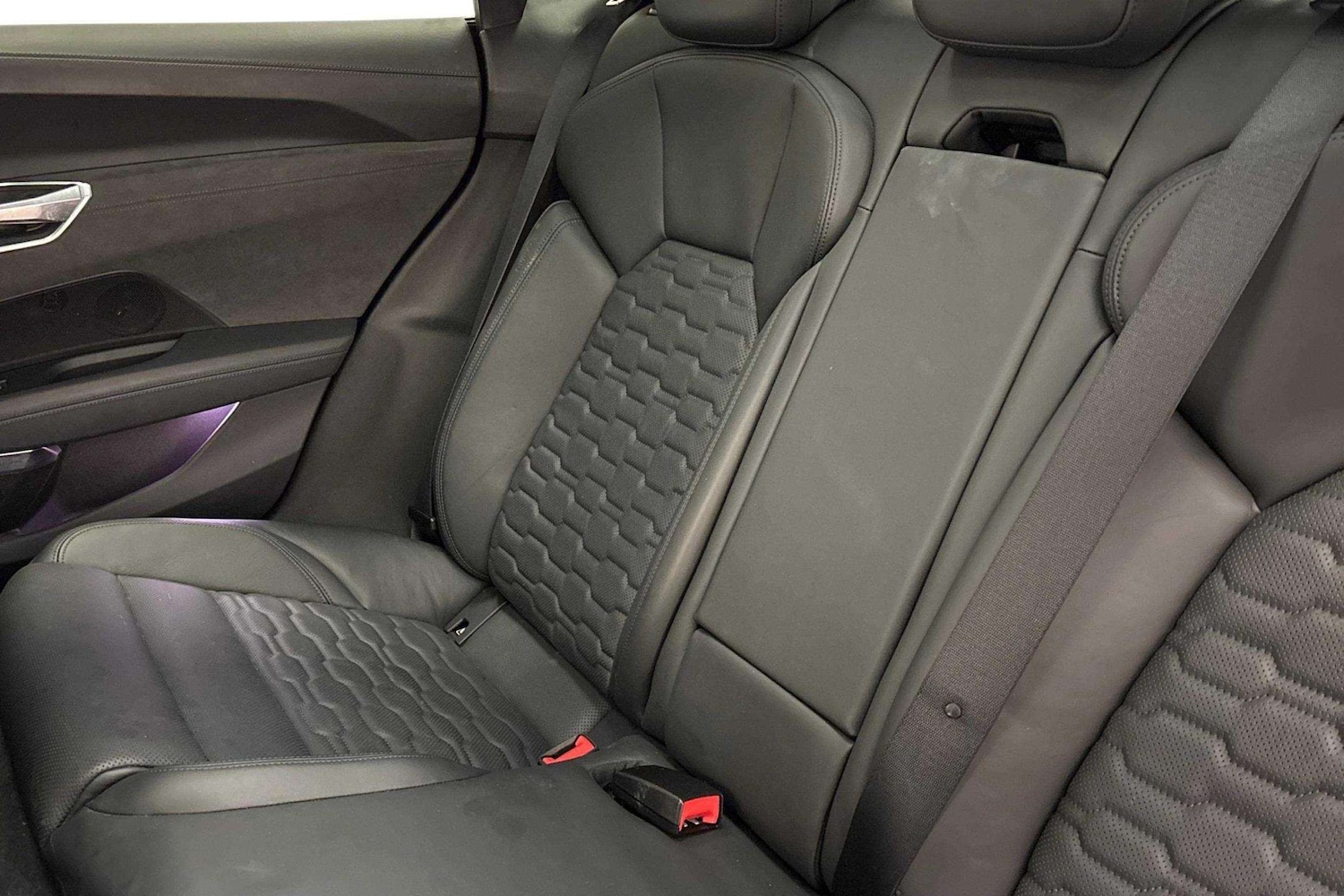 Used Audi e-tron GT 2021 for sale - 76411397: Photo 7