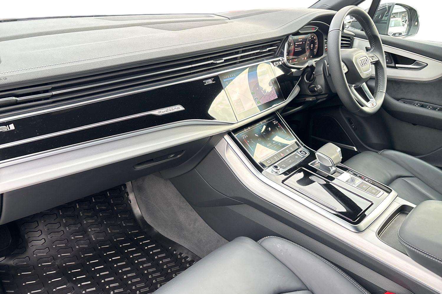 Used Audi Q7 2024 for sale - 76761056: Photo 2