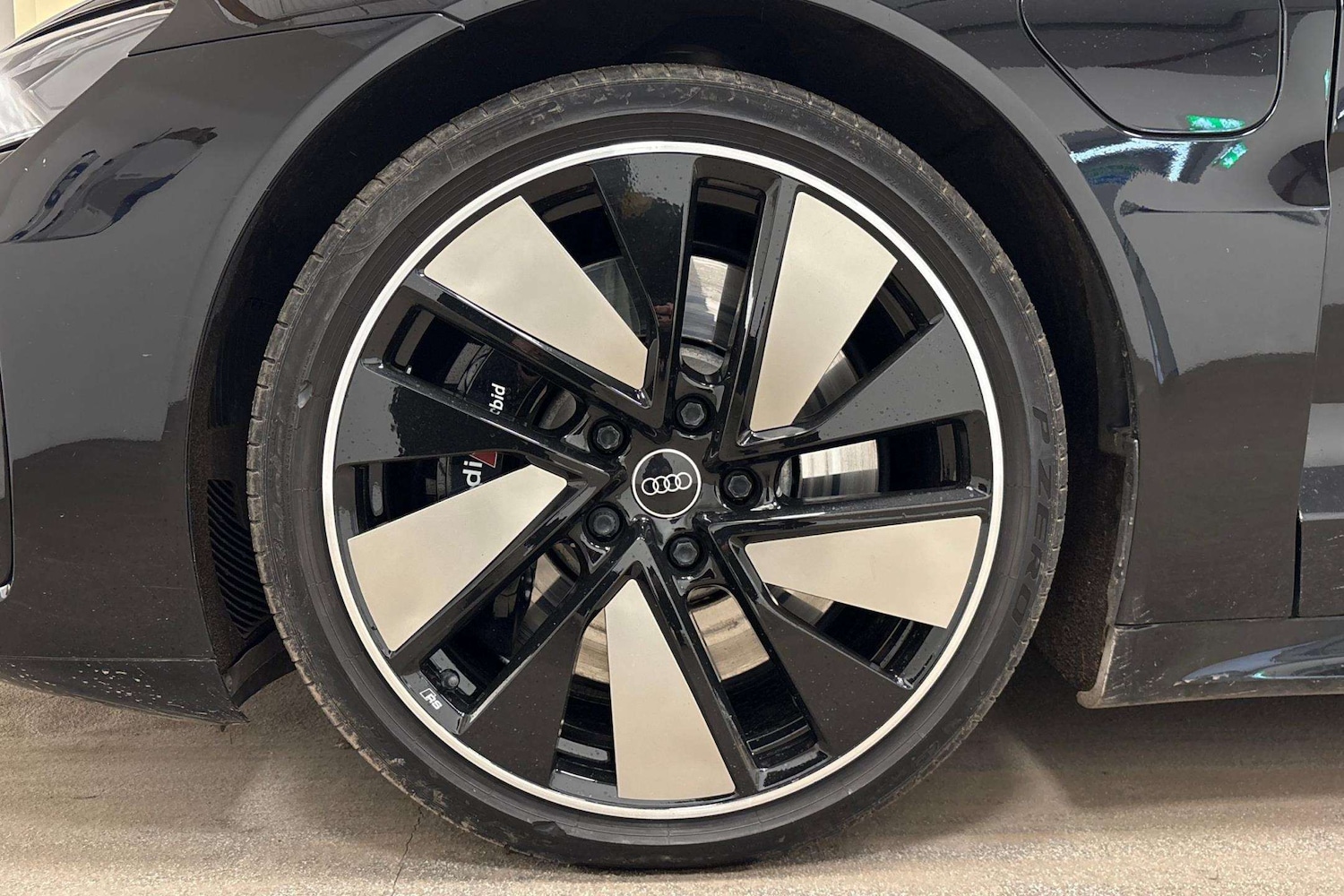 Used Audi RS e-tron GT 2022 for sale - 77011189: Photo 5