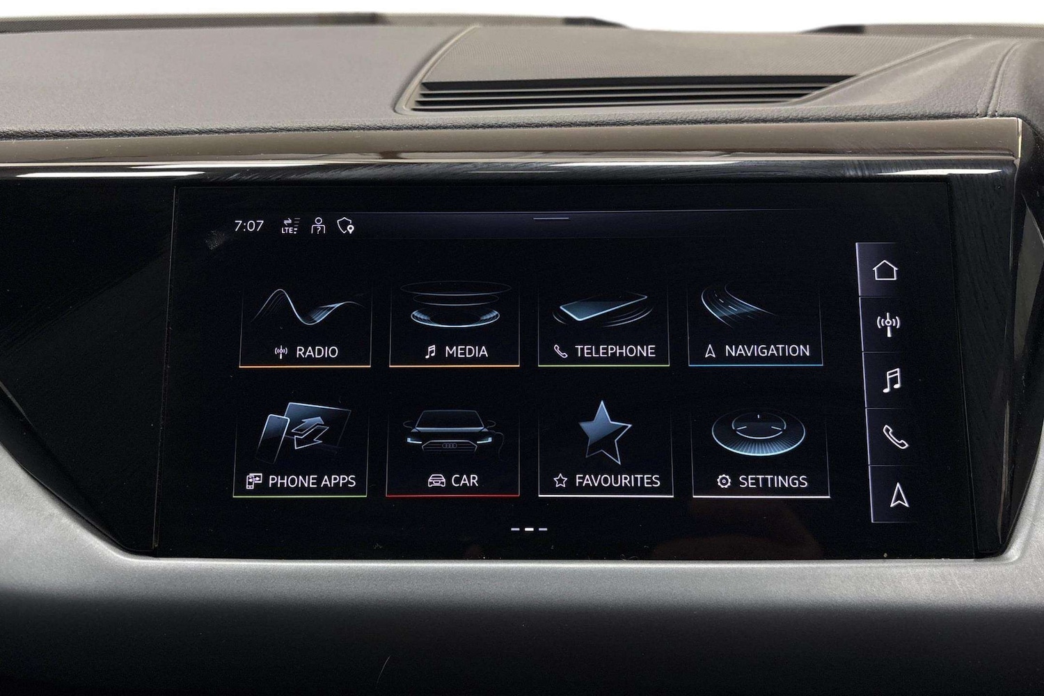 Used Audi RS e-tron GT 2022 for sale - 77011189: Photo 8