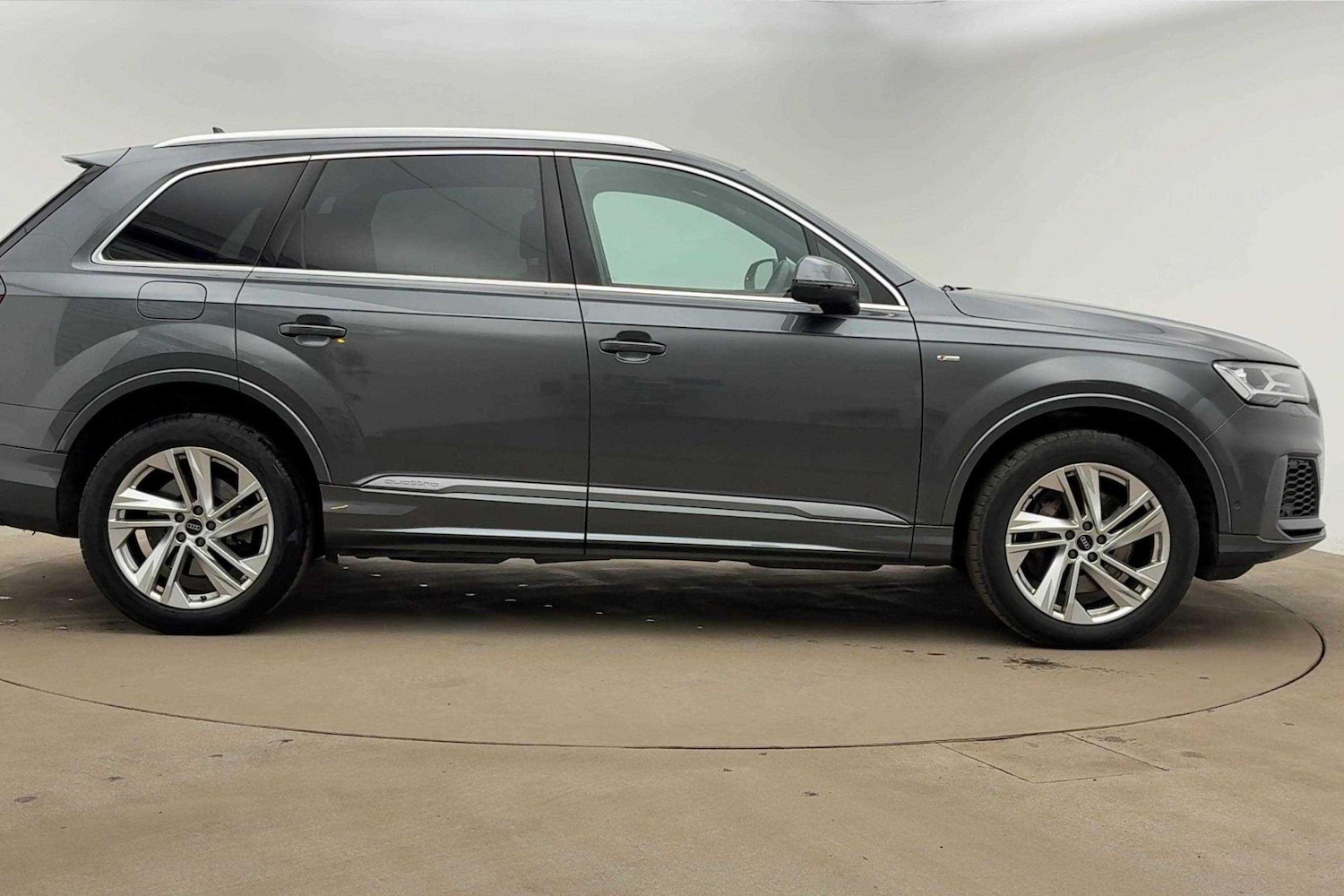 Used Audi Q7 2023 for sale - 77011136: Photo 4