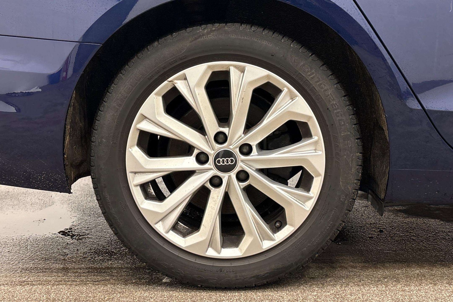 Used Audi A4 2023 for sale - 77943345: Photo 5