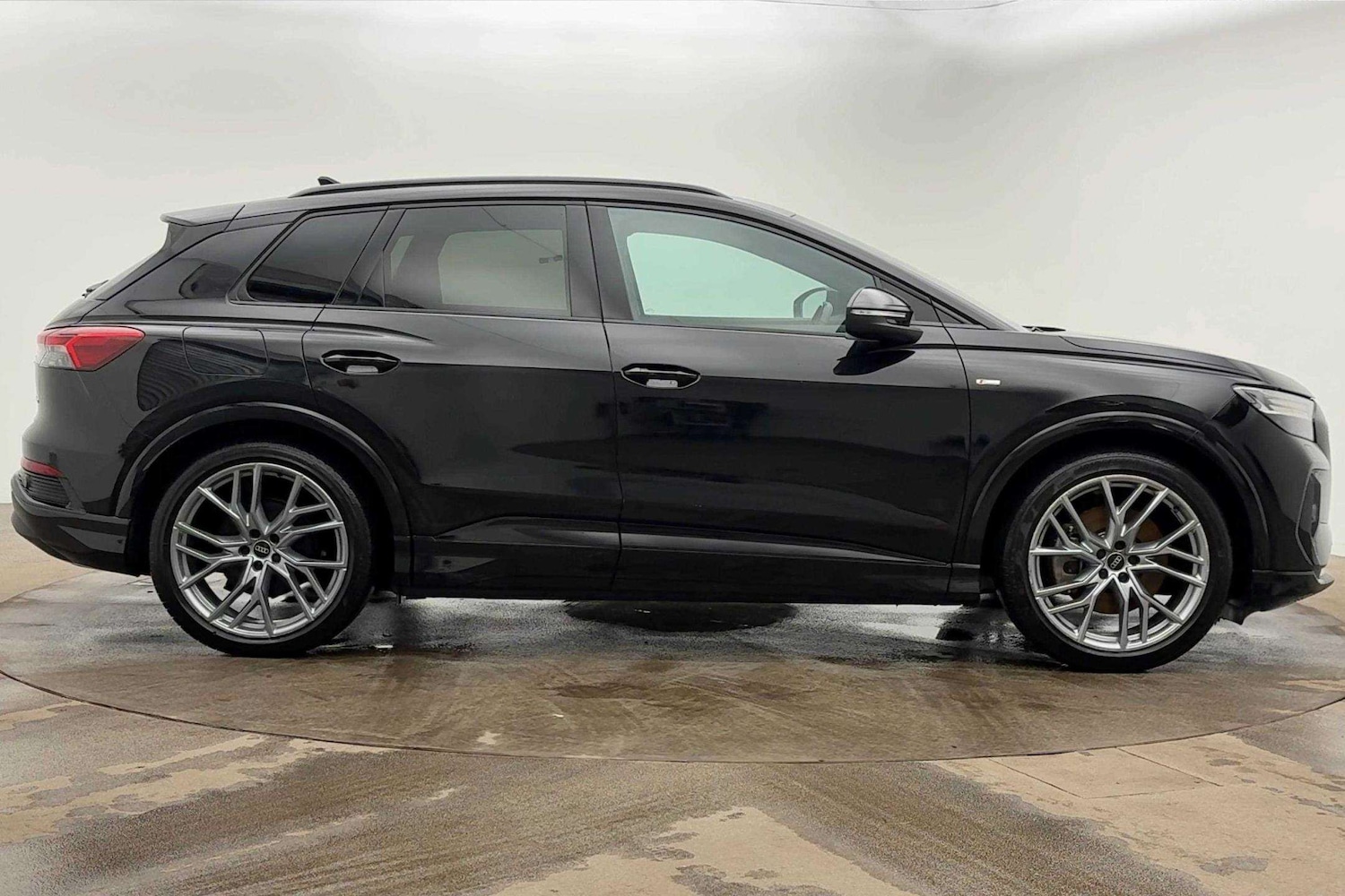 Used Audi Q4 e-tron 2022 for sale - 77257255: Photo 4