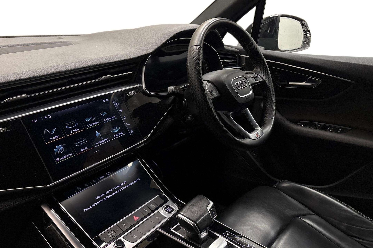 Used Audi Q7 2022 for sale - 77032171: Photo 2