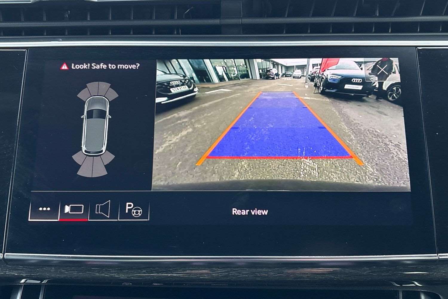 Used Audi Q7 2022 for sale - 77032171: Photo 26