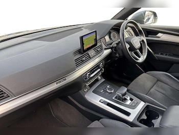 Used Audi Q5 2019 for sale - 79204753: Photo