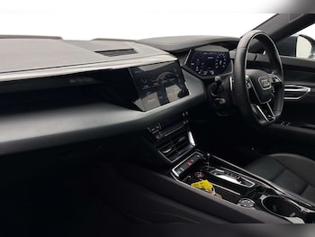 Used Audi e-tron GT 2022 for sale - 78978961: Photo