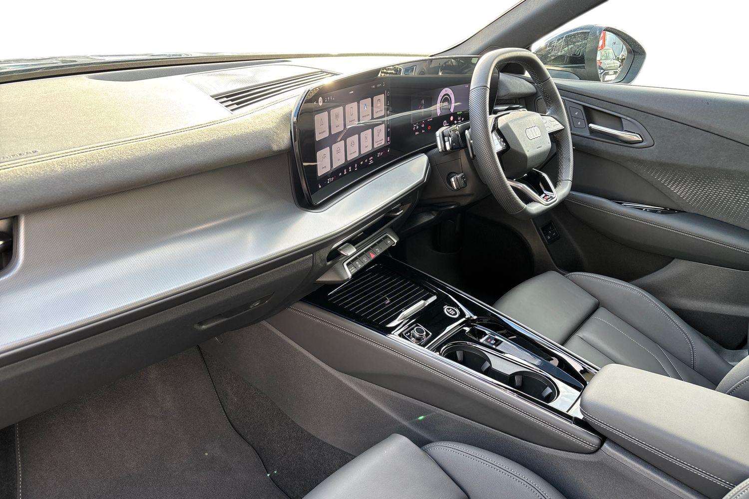 Used Audi Q3 2025 for sale - 77112457: Photo 2