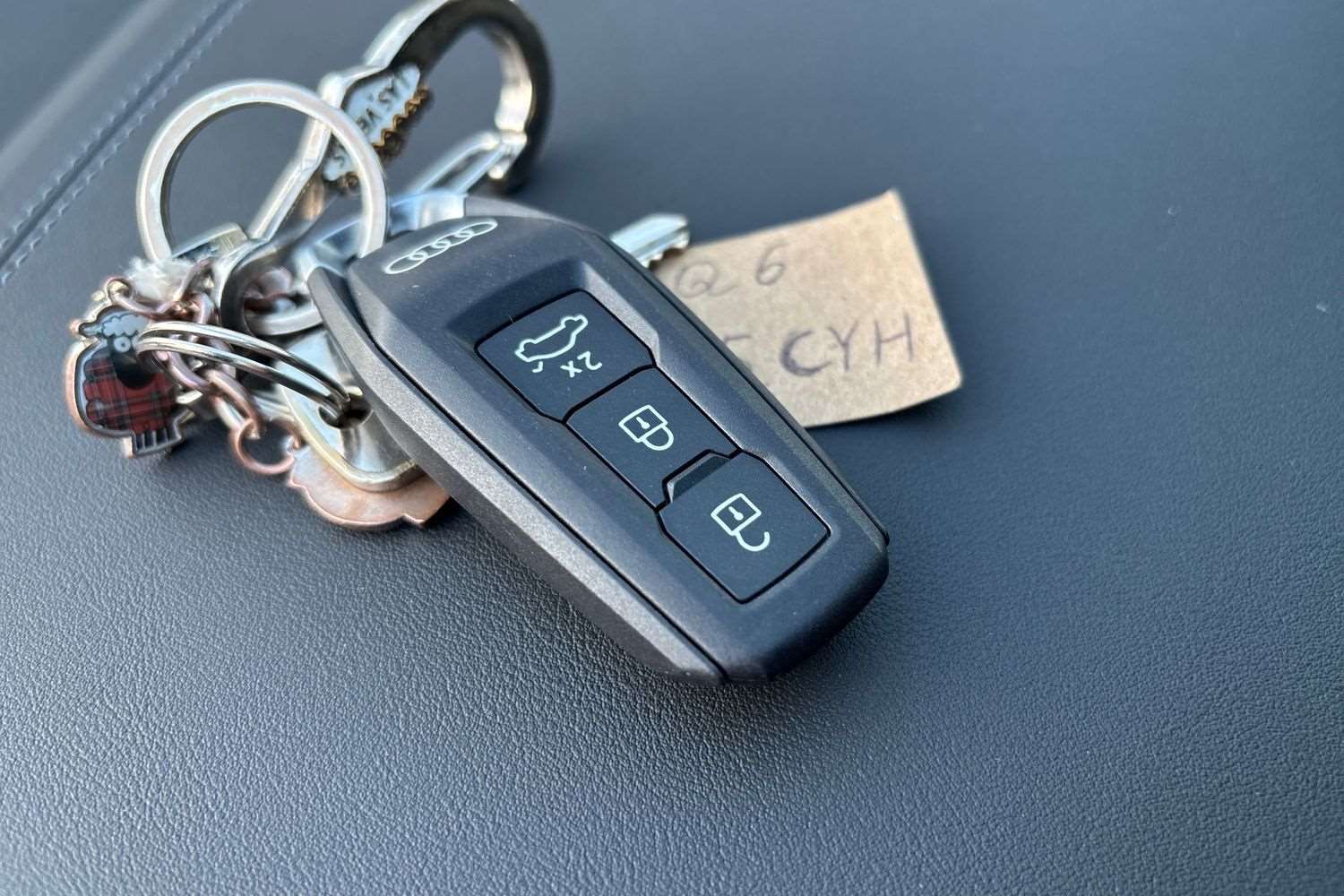 Used Audi Q6 e-tron 2025 for sale - 78010296: Photo 26