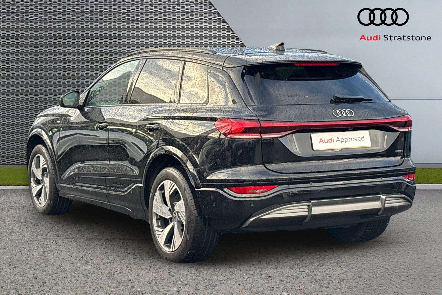 Used Audi Q6 e-tron 2025 for sale - 78010296: Photo 3