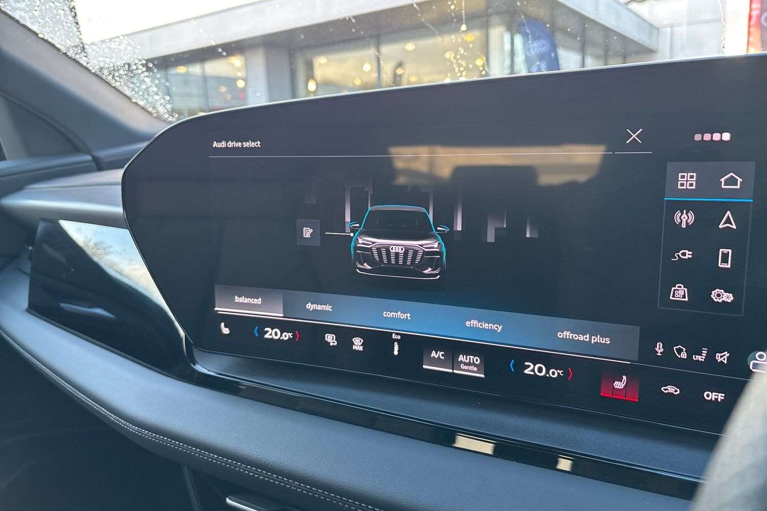 Used Audi Q6 e-tron 2025 for sale - 78010296: Photo 32