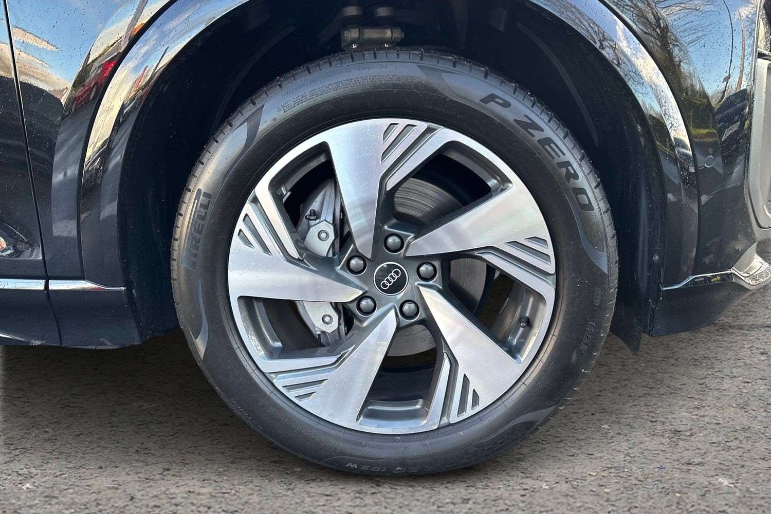 Used Audi Q6 e-tron 2025 for sale - 78010296: Photo 5