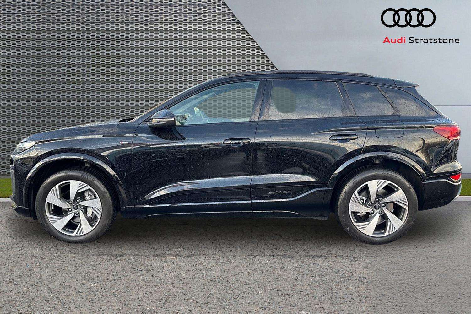 Used Audi Q6 e-tron 2025 for sale - 78010296: Photo 8
