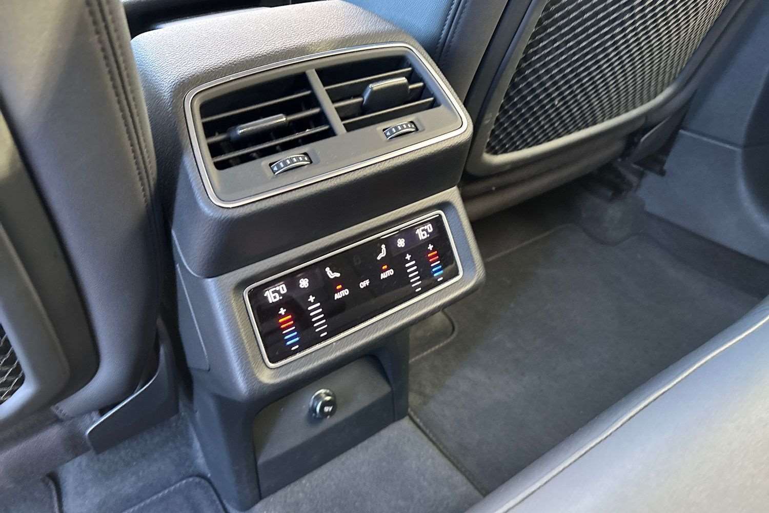 Used Audi e-tron 2020 for sale - 77553165: Photo 24