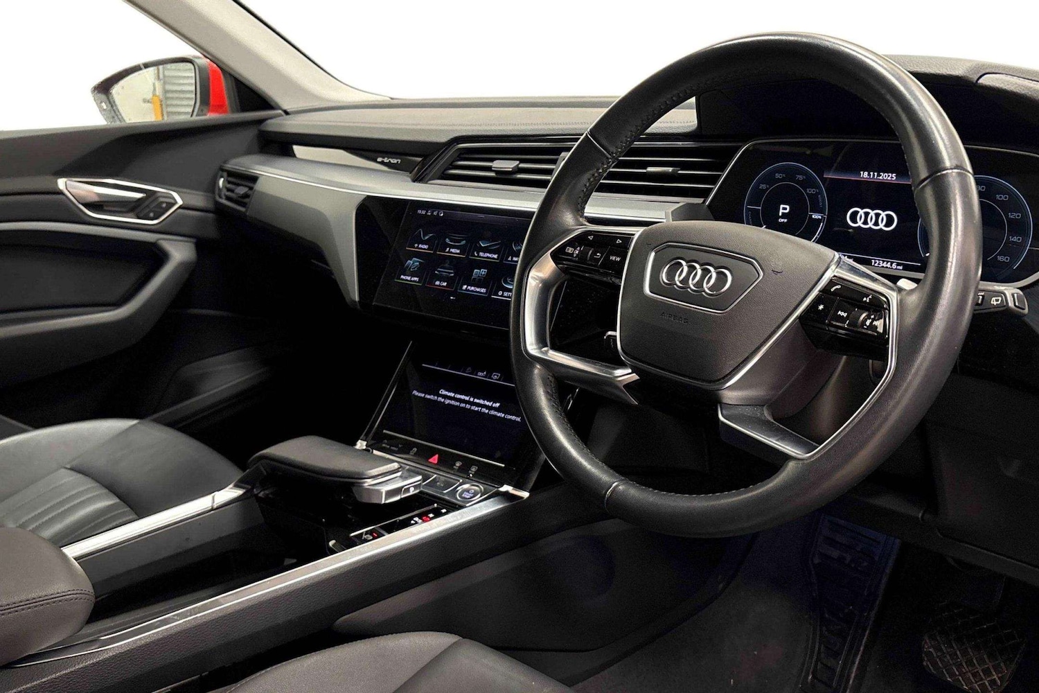 Used Audi e-tron 2020 for sale - 77553165: Photo 6
