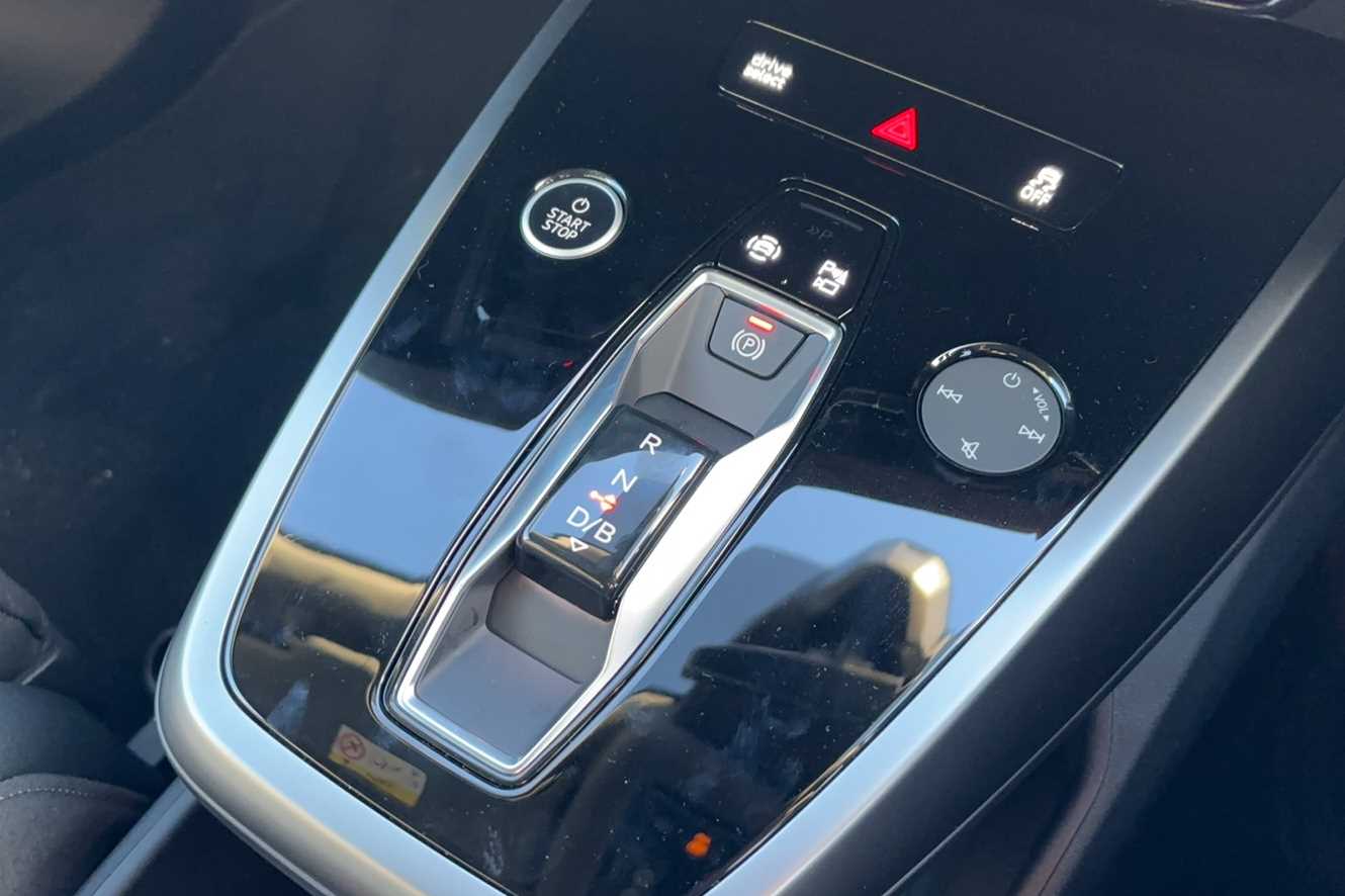 Vehicle 33