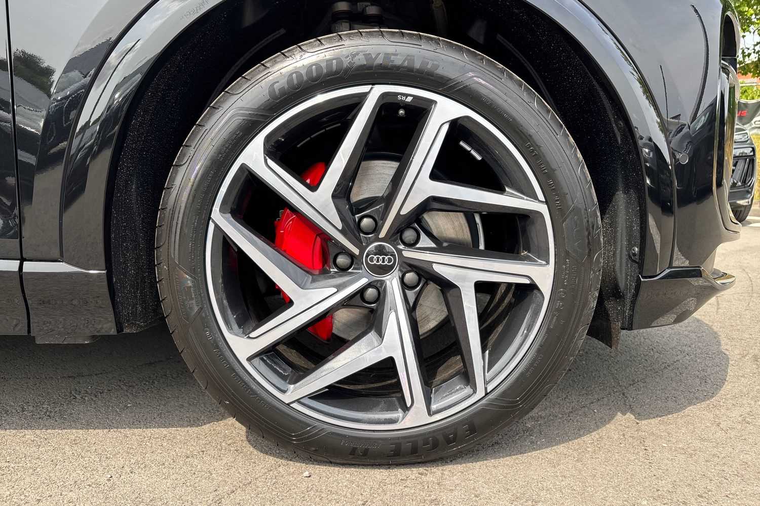 Used Audi Q6 e-tron 2025 for sale - 76113499: Photo 5