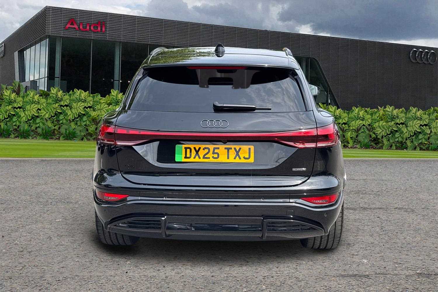 Used Audi Q6 e-tron 2025 for sale - 76113499: Photo 7