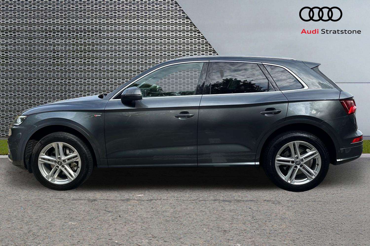 Used Audi Q5 2019 for sale - 76421193: Photo 8
