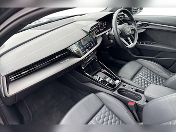 Used Audi RS3 2023 for sale - 78338059: Photo