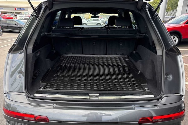 Used Audi Q7 2023 for sale - 75845482: Photo 11