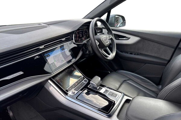 Used Audi Q7 2023 for sale - 75845482: Photo 2