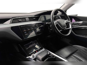 Used Audi e-tron 2020 for sale - 78337840: Photo