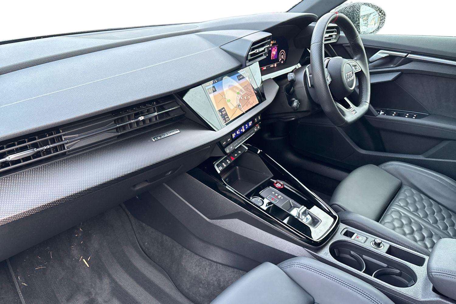 Used Audi RS3 2024 for sale - 77158546: Photo 2