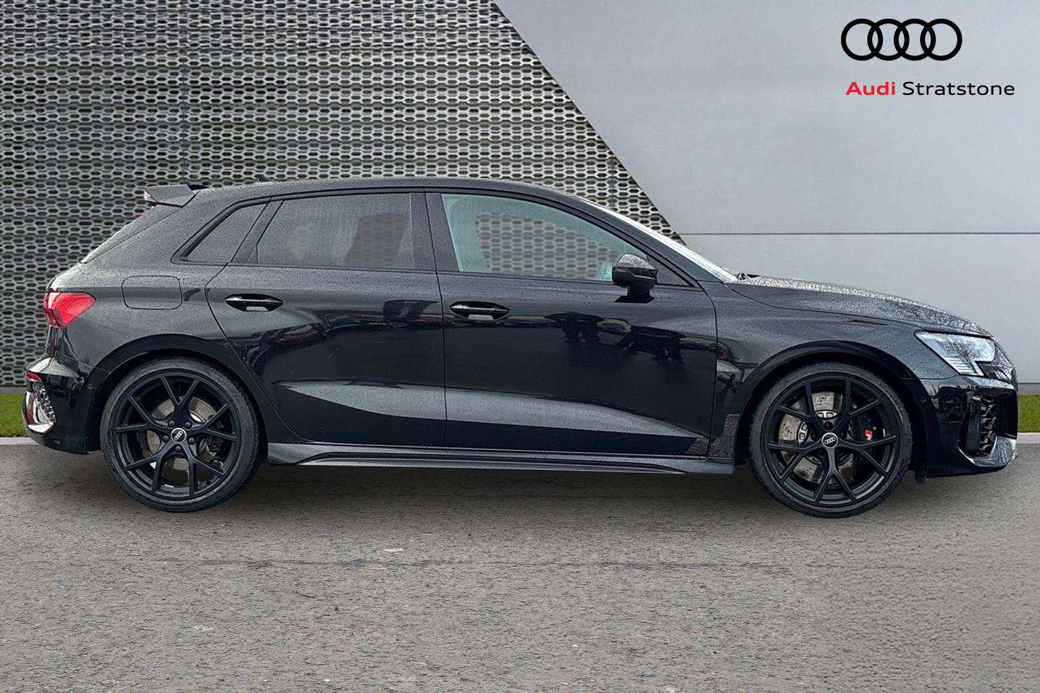 Used Audi RS3 2024 for sale - 77158546: Photo 4