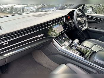 Used Audi Q7 2020 for sale - 78732221: Photo
