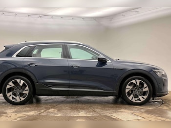 Used Audi Q8 2023 for sale - 79270972: Photo