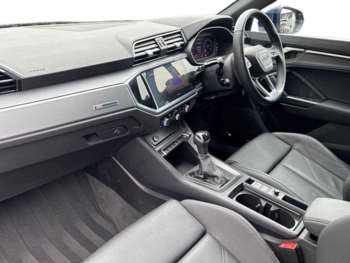 Used Audi Q3 2023 for sale - 75117153: Photo