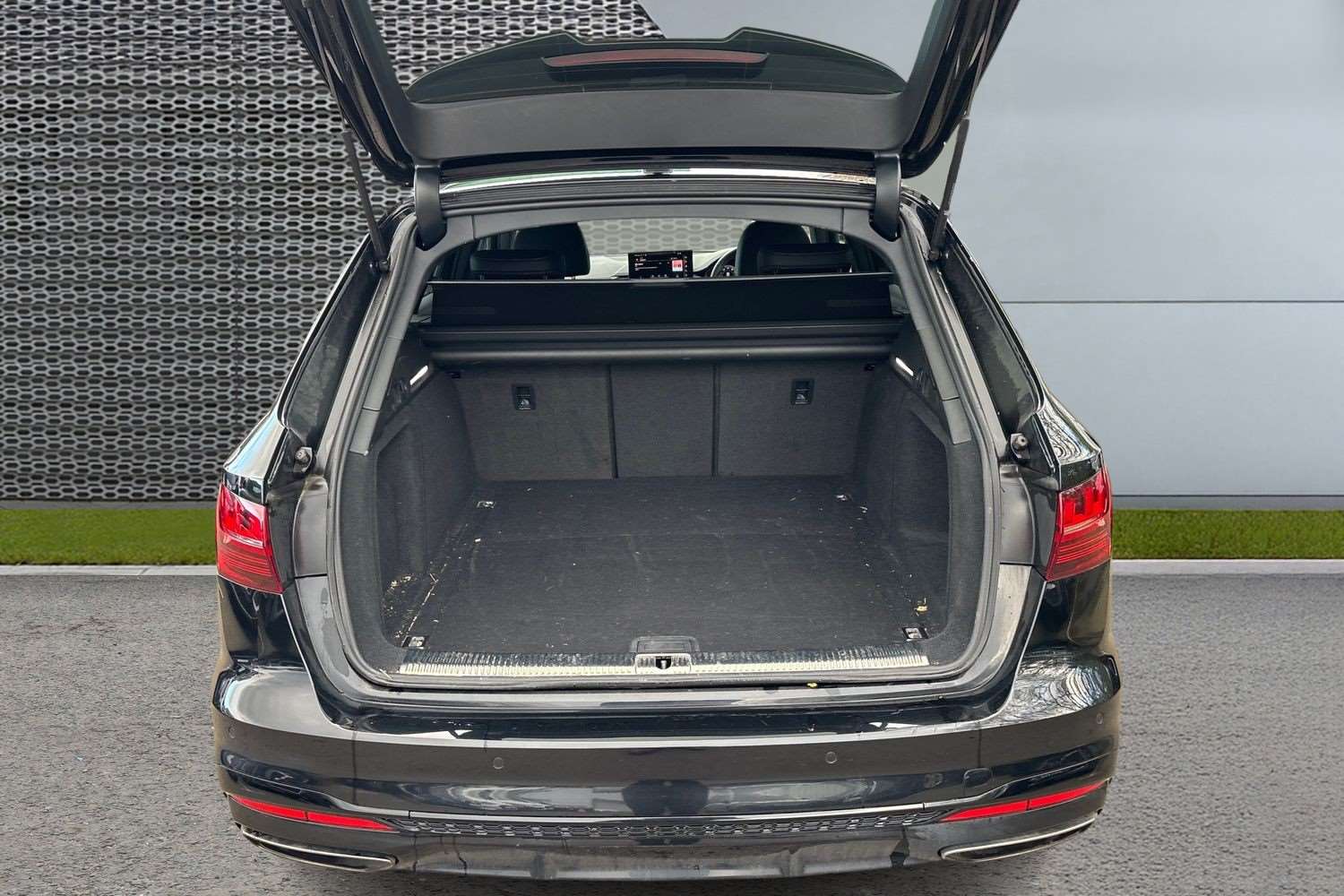 Used Audi A4 2023 for sale - 78137572: Photo 14