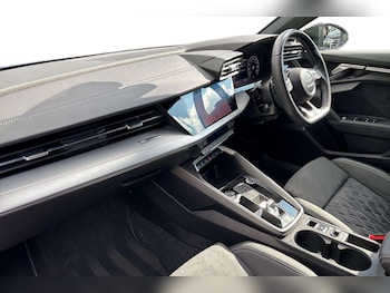 Used Audi A3 2023 for sale - 76045084: Photo 2
