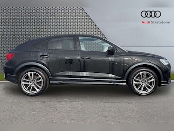 Used Audi Q3 2023 for sale - 77706802: Photo