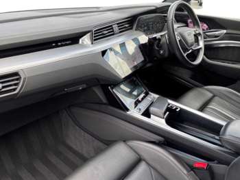 Used Audi e-tron 2020 for sale - 75117241: Photo