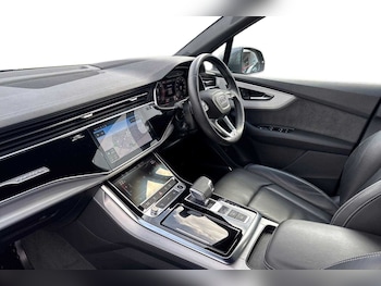 Used Audi Q7 2023 for sale - 75461068: Photo