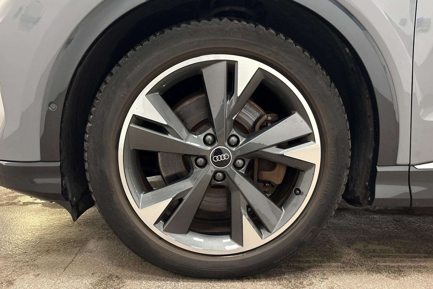 Used Audi Q4 e-tron 2022 for sale - 77011076: Photo 5