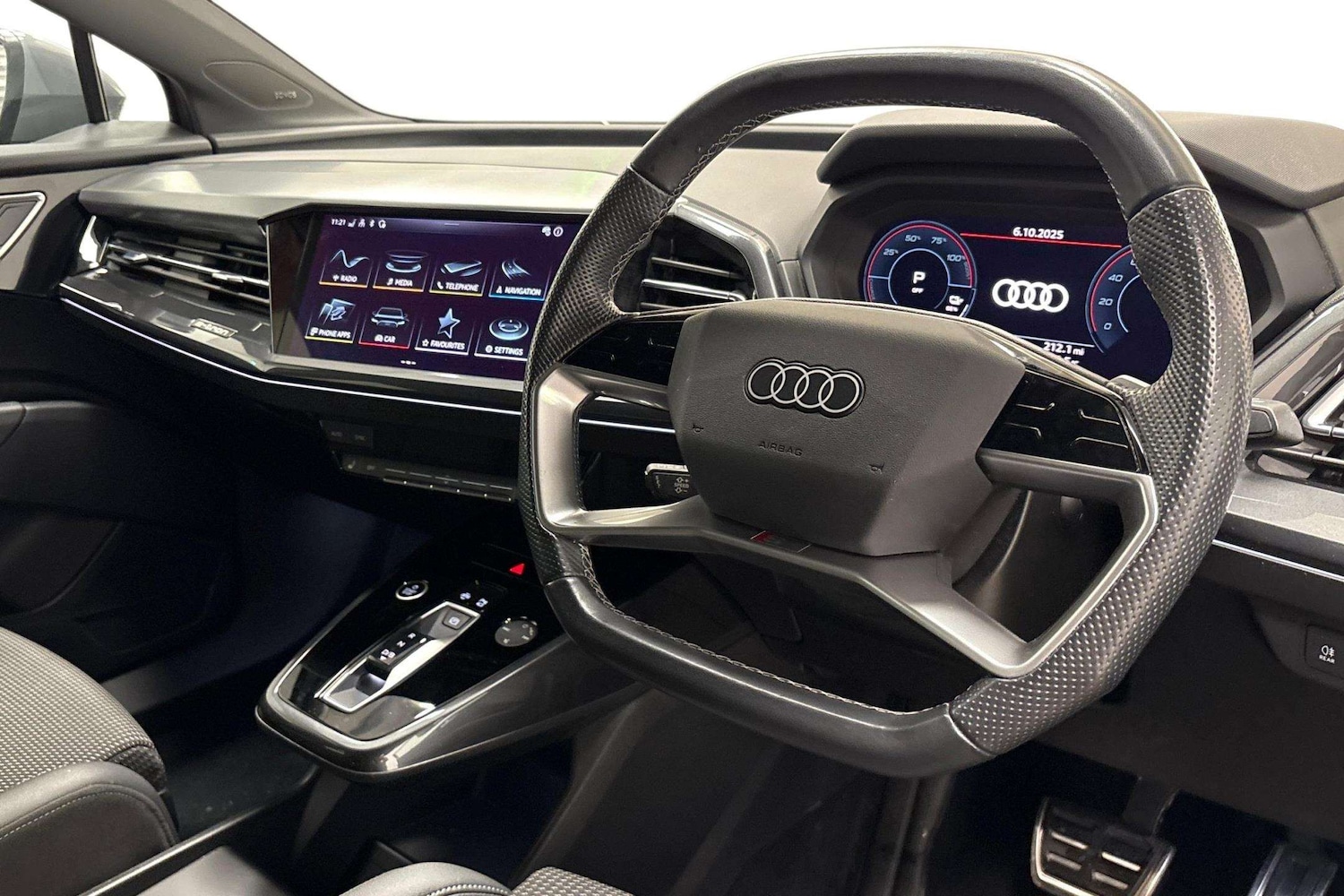 Used Audi Q4 e-tron 2022 for sale - 77011076: Photo 6