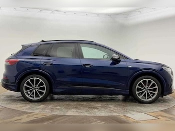 Used Audi Q4 e-tron 2022 for sale - 78432602: Photo