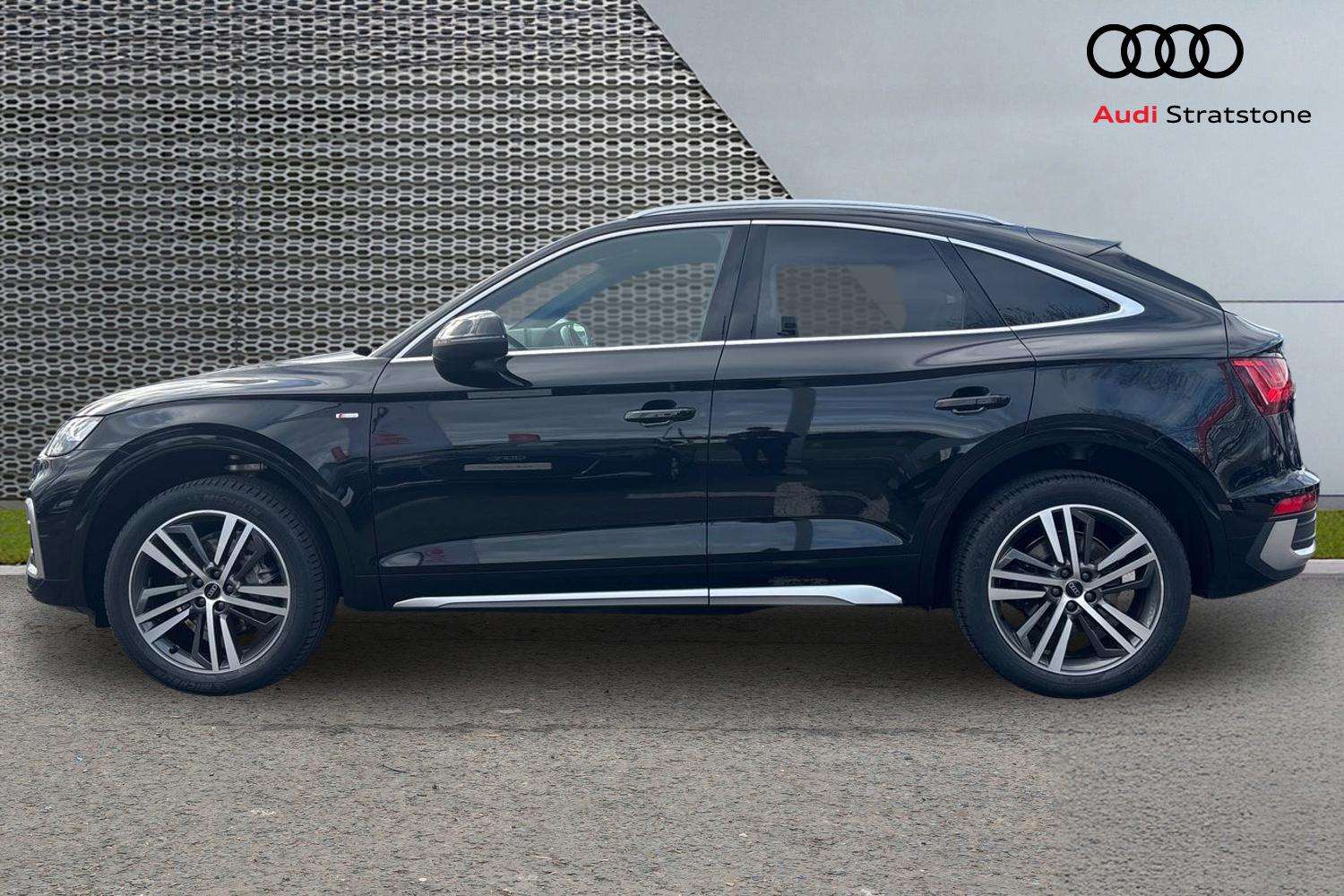Used Audi Q5 2023 for sale - 77397847: Photo 8