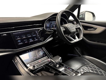 Used Audi Q7 2020 for sale - 77206498: Photo