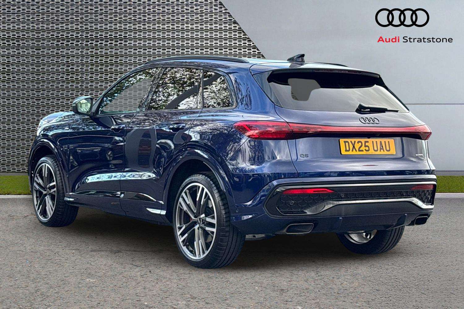 Used Audi Q5 2025 for sale - 76587629: Photo 3