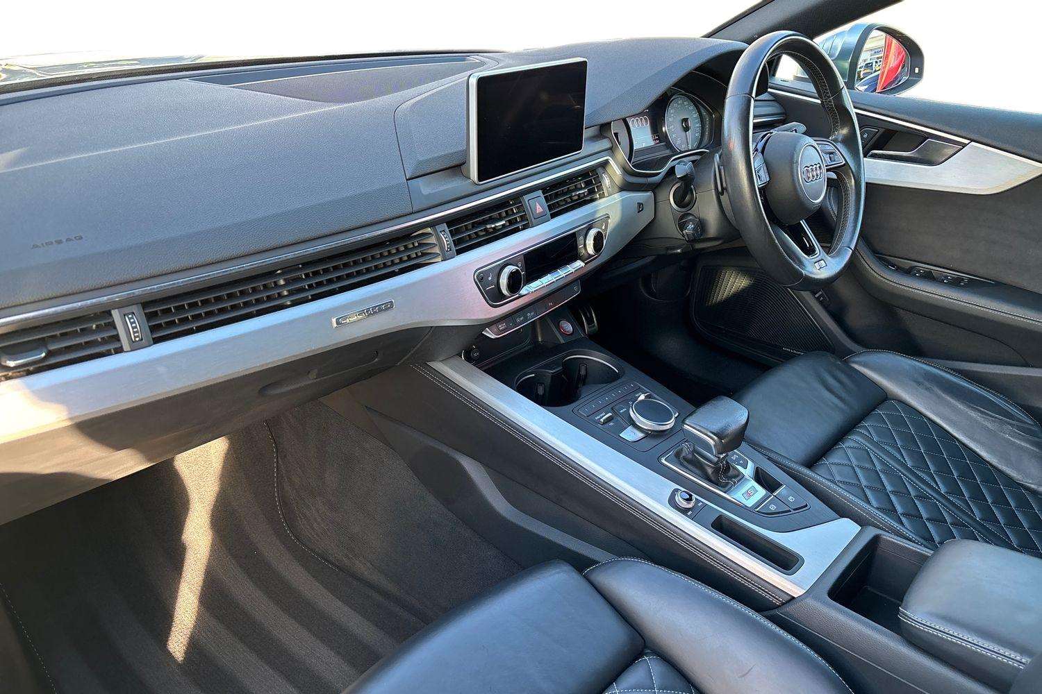 Used Audi A5 2018 for sale - 76889883: Photo 2