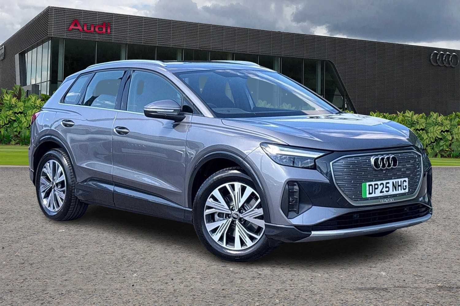 Used Audi Q4 e-tron 2025 for sale - 76113407: Photo 1
