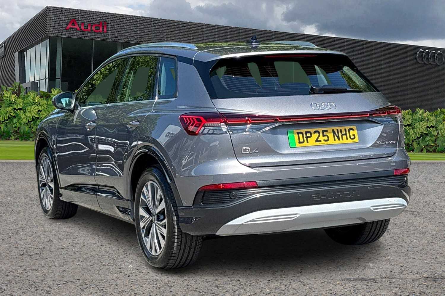 Used Audi Q4 e-tron 2025 for sale - 76113407: Photo 3