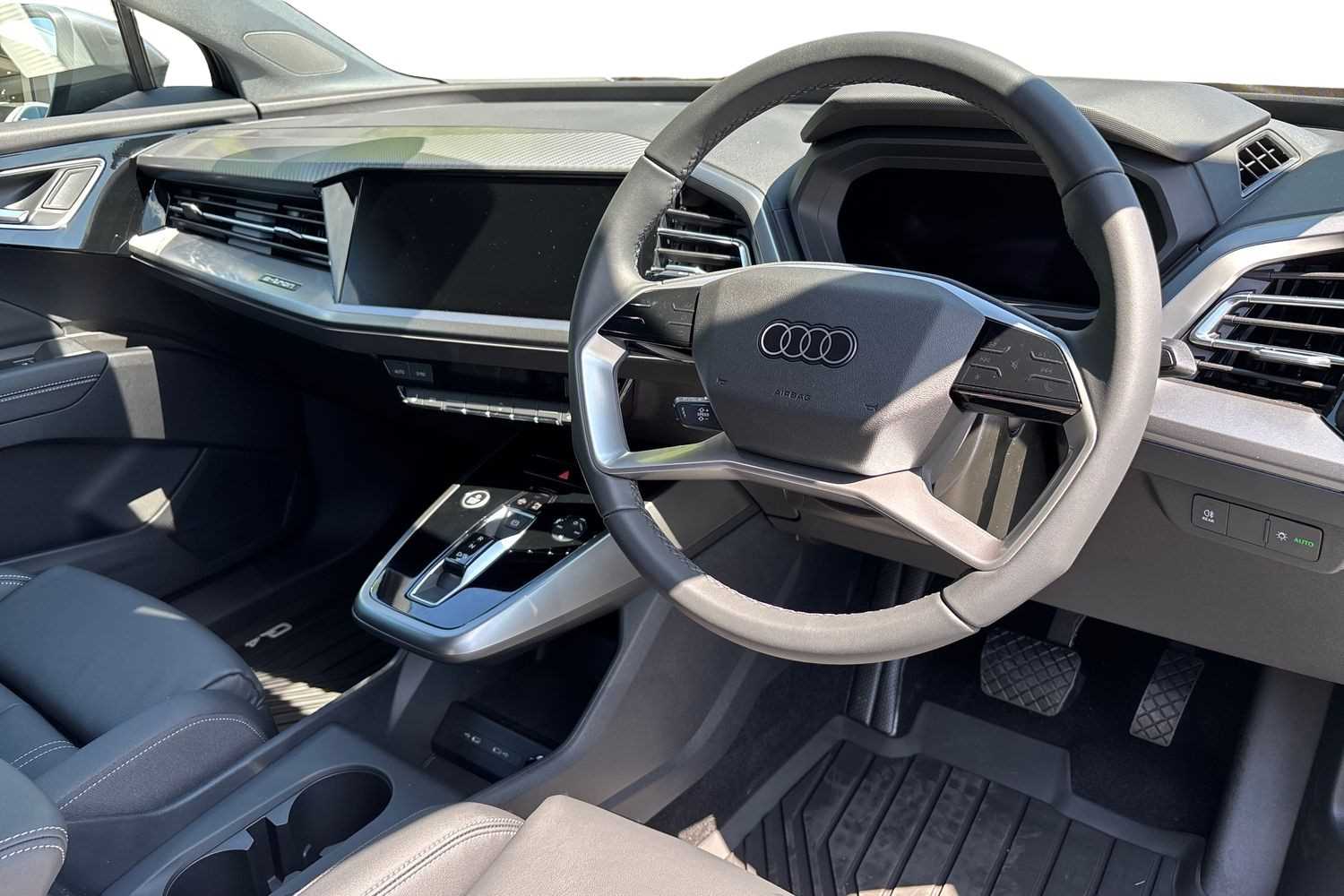 Used Audi Q4 e-tron 2025 for sale - 76113407: Photo 6